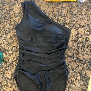 NWT jcrew one shoulder bathing suit